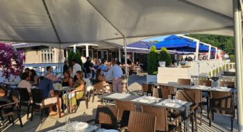 The Cove Glen Cove — Come Only for the View
