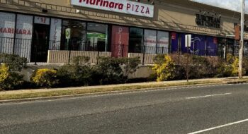 Marinara Pizza in Greenvale