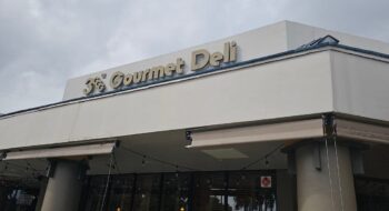 3Gs Gourmet Deli Takes A Stab at Black and White Cookies
