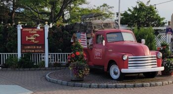 The Best Lobster Roll — Jordan Lobster Farm
